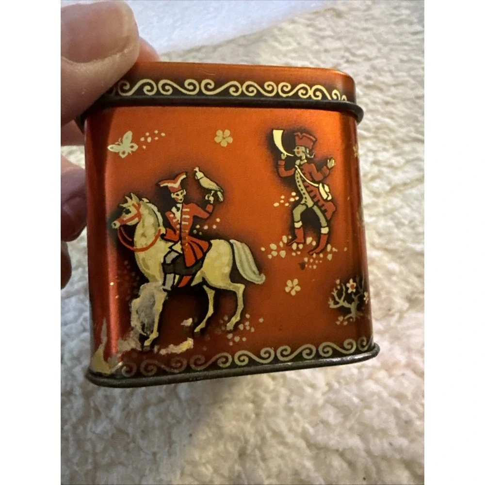 VTG Horner Tin Royal Horseback Riders Made In England 4